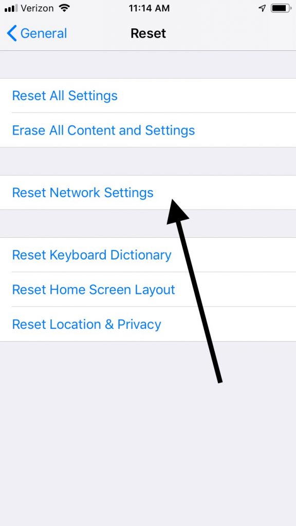 Restablecer la configuración de la red si mi iPhone dice buscar