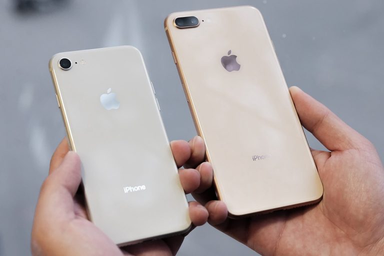 Iphones gold color.jpg